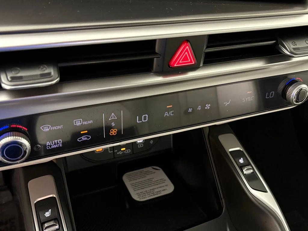 New 2026 Black Kia S image 28