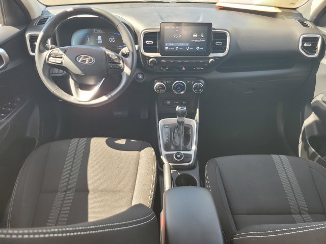 Used 2025 Gray Hyundai SEL image 16