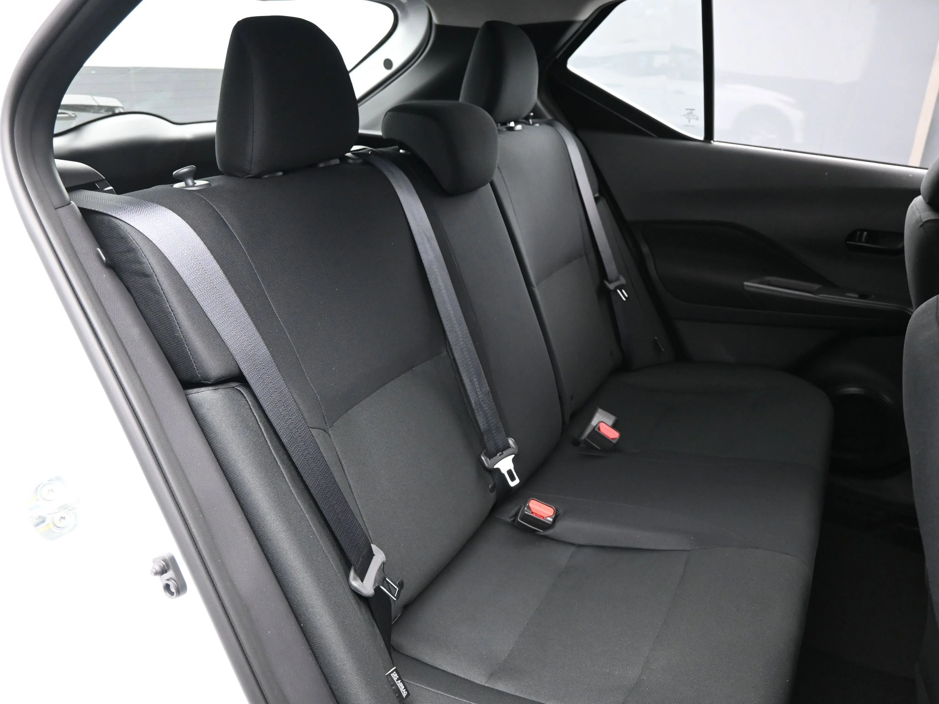 2025 Nissan KICKS PLAY Base - Photo 13