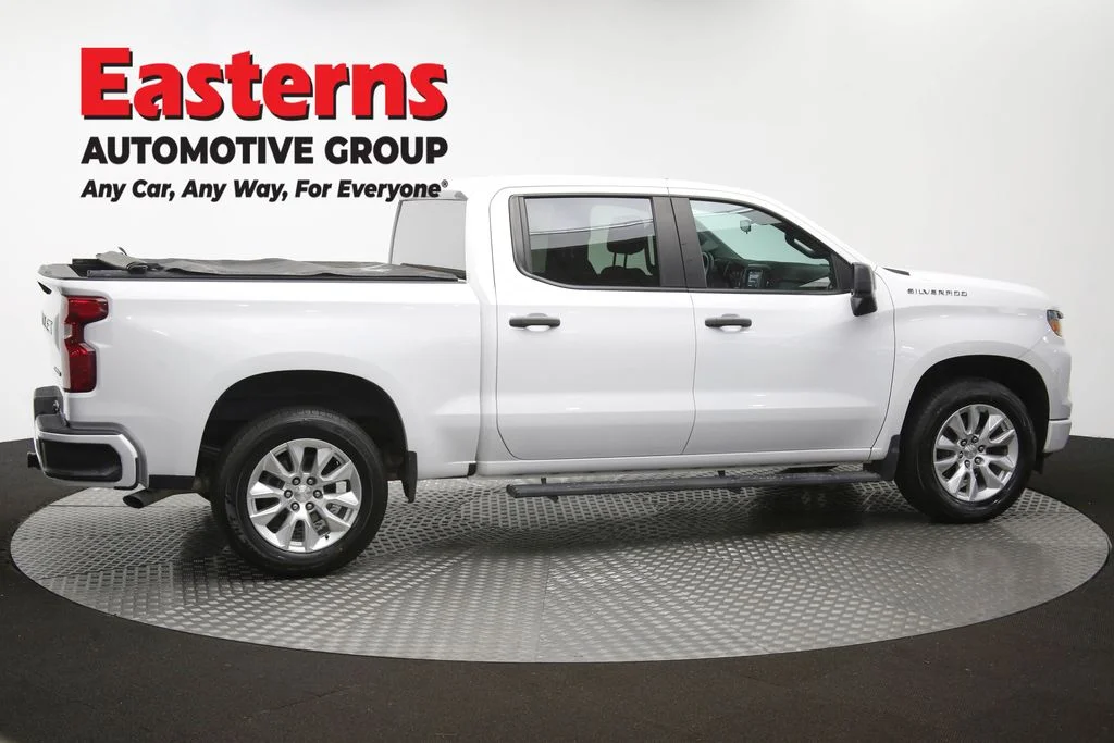 Used 2023 White Chevrolet Custom image 44