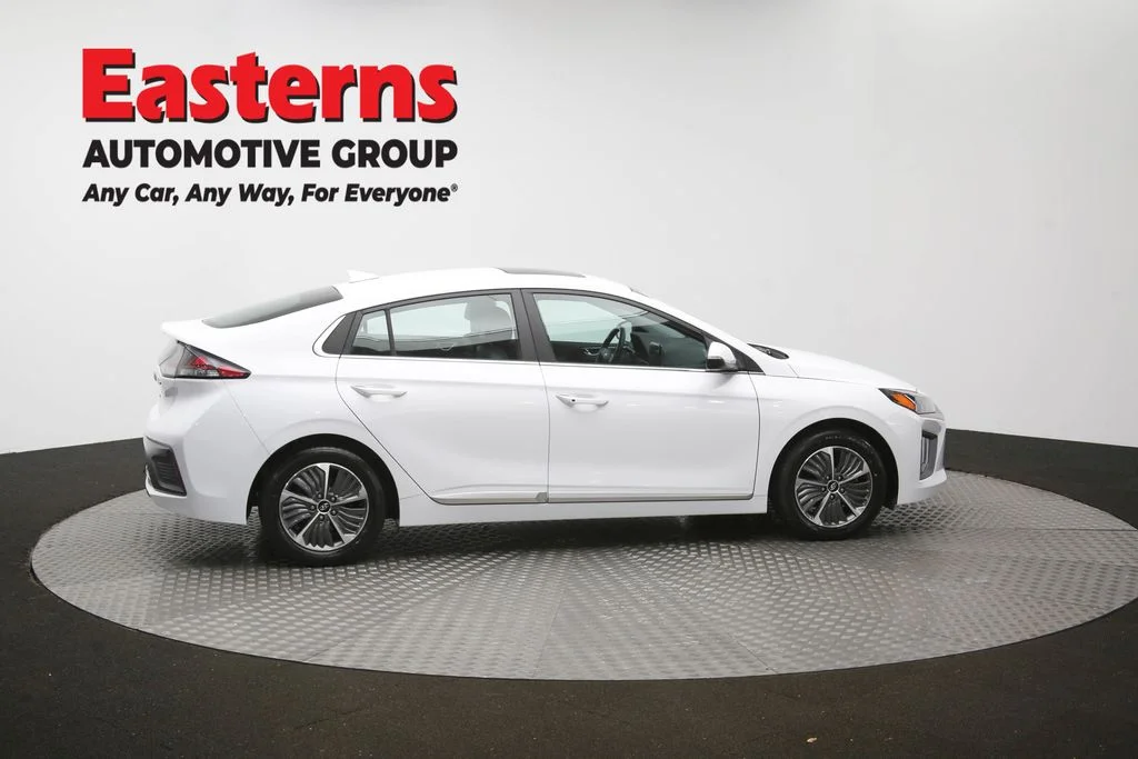 Used 2021 White Hyundai Limited image 49