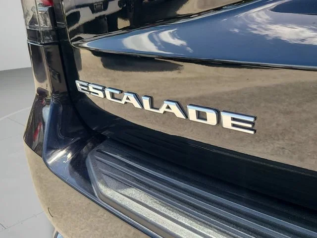Used 2023 Black Raven Cadillac Premium Luxury image 34