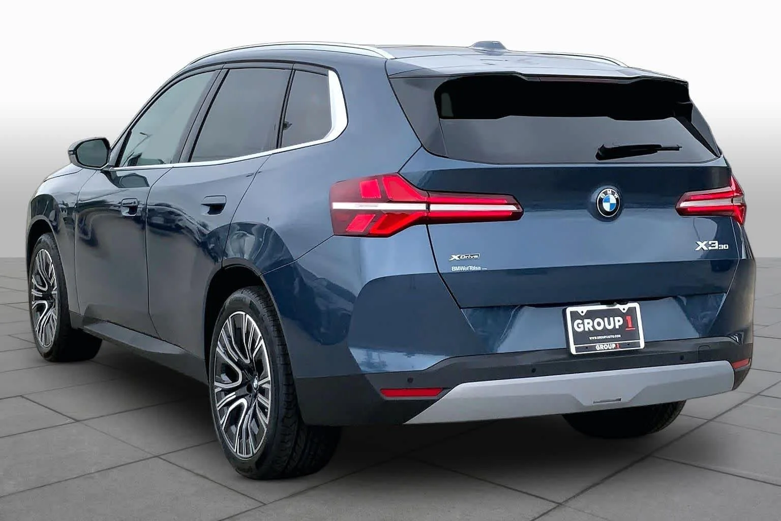 New 2026 Arctic Race Blue Metallic BMW 30 xDrive image 11