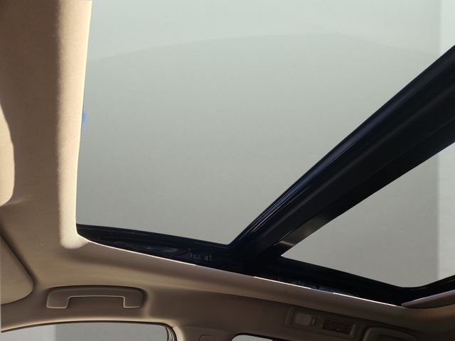 Used 2024 Deep Ocean Blue Nissan SV image 9