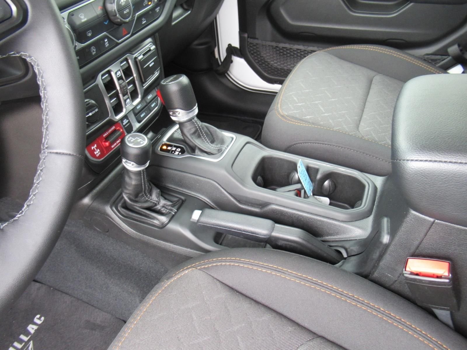 Used 2026 White Jeep Mojave image 21