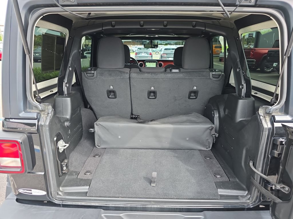 Used 2023 Black Jeep Rubicon image 27