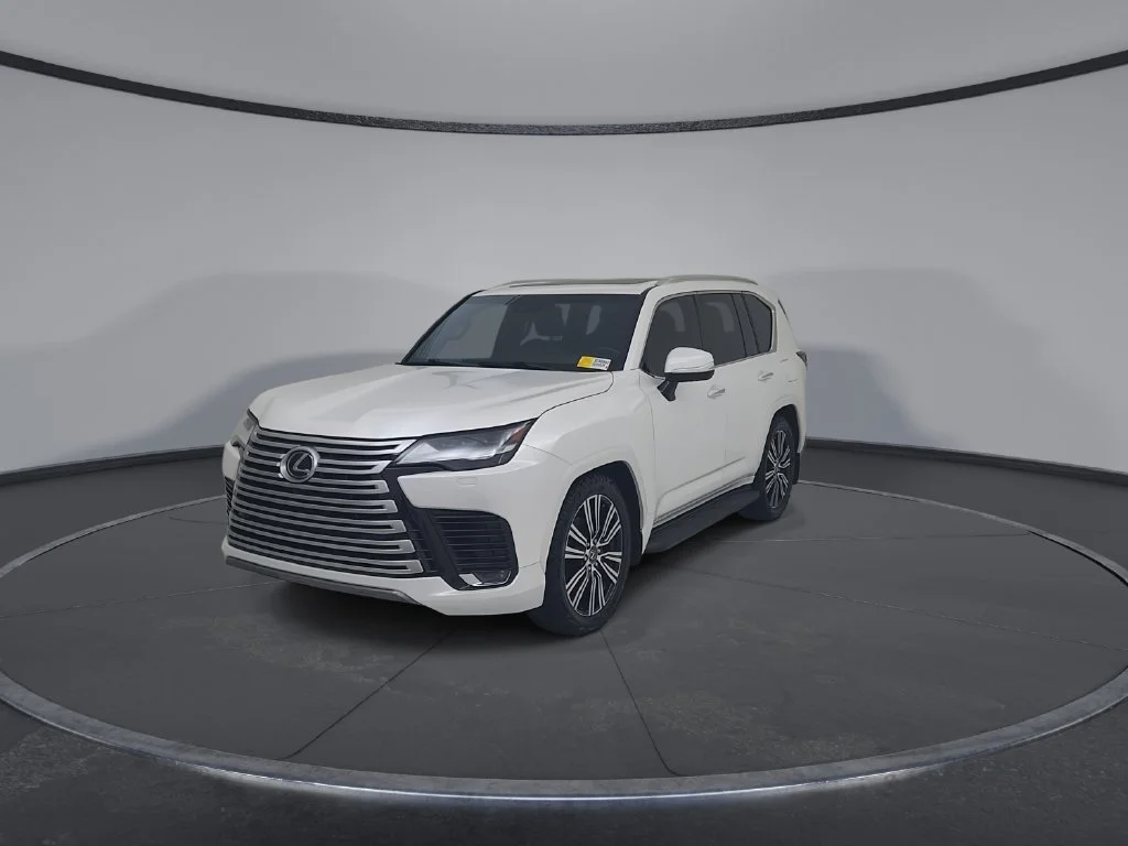 Used 2024 White Lexus 600 Luxury image 6