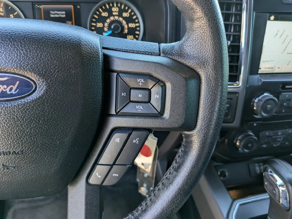 Used 2016 Blue Flame Metallic Ford XLT image 33