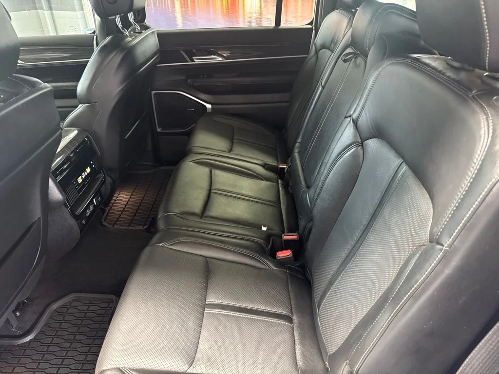 Used 2022 Red Jeep Series II image 11