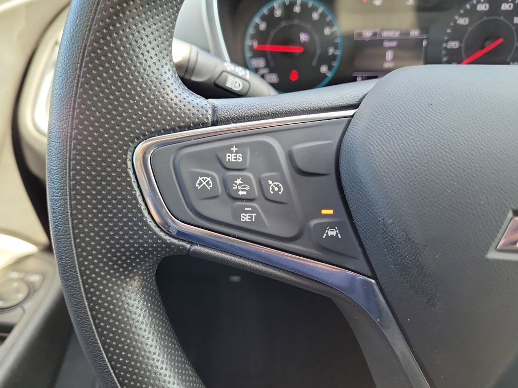 Used 2021 White Chevrolet LS image 27