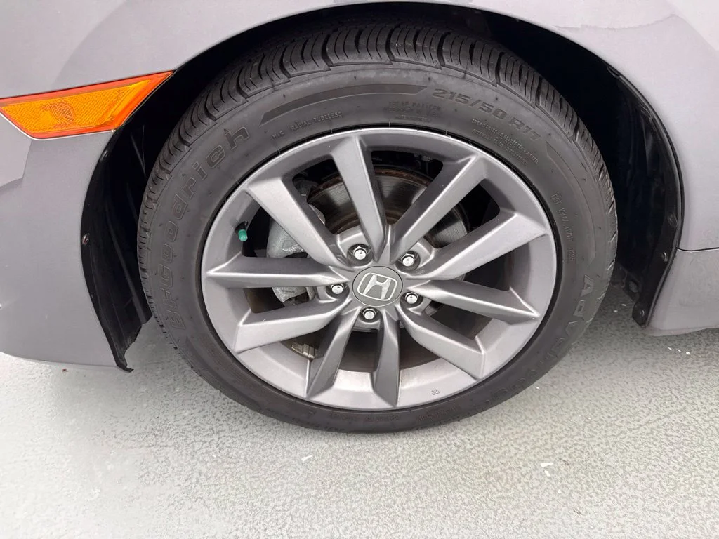 2019 Honda Civic EX 4dr Car Slide 2