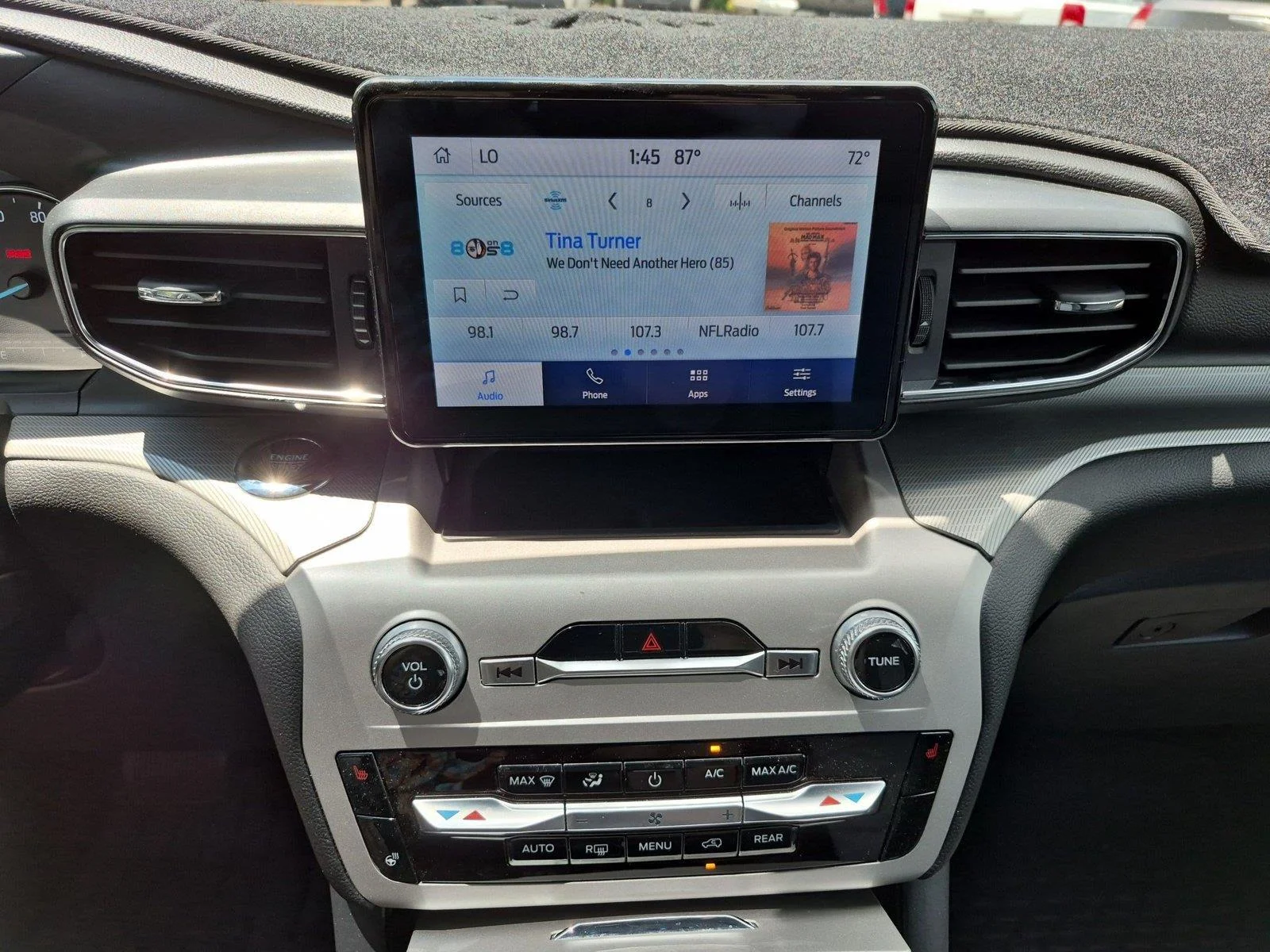 Used 2024 Carbonized Gray Metallic Ford XLT image 24