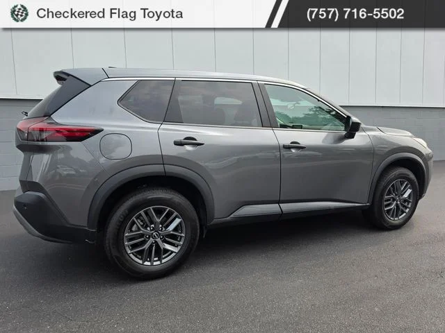 Used 2023 Gun Metallic Nissan S image 8