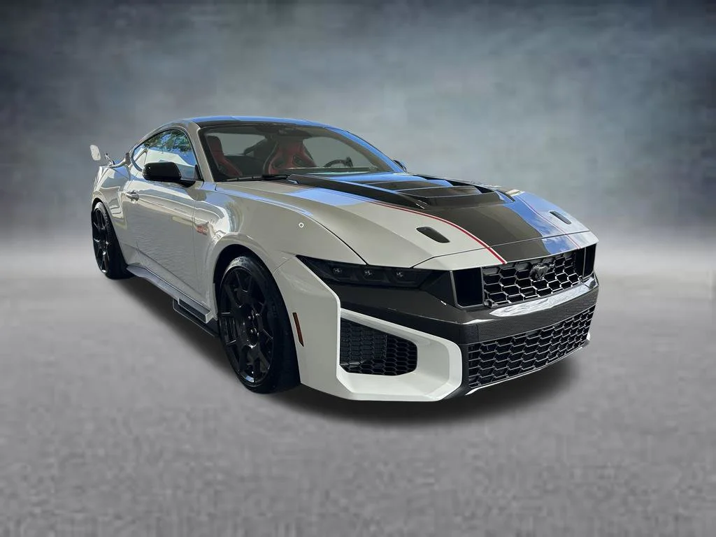 New 2026 Oxford White Ford Dark Horse SC image 2