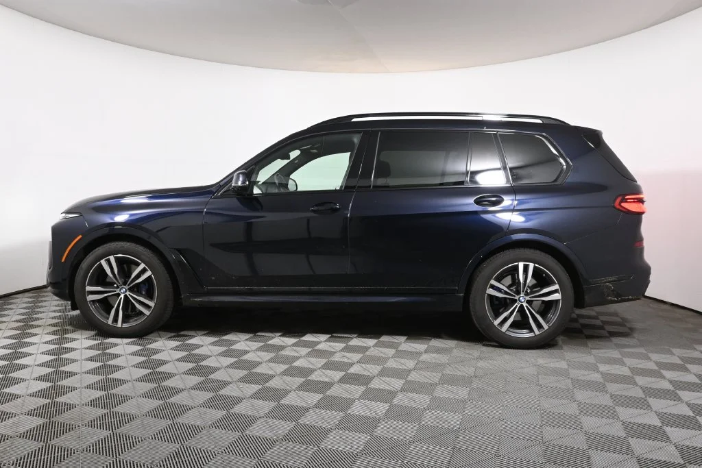 Certified Used 2024 Black BMW xDrive40i image 2