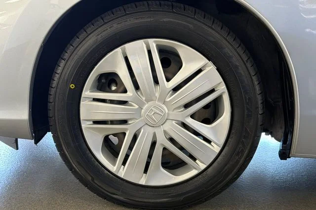 Used 2019 Lunar Silver Metallic Honda LX image 34