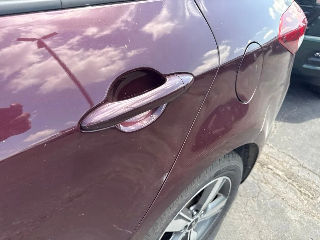 Used 2018 Red Kia LX image 15