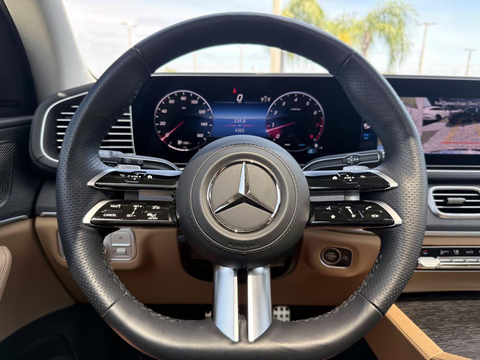 Certified Used 2026 Silver Metallic Mercedes-Benz 450 image 32