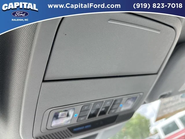 Used 2023 White Ford XLT image 33