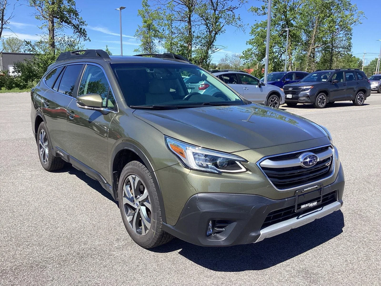 Used 2021 Brilliant Bronze Metallic Subaru Limited image 11