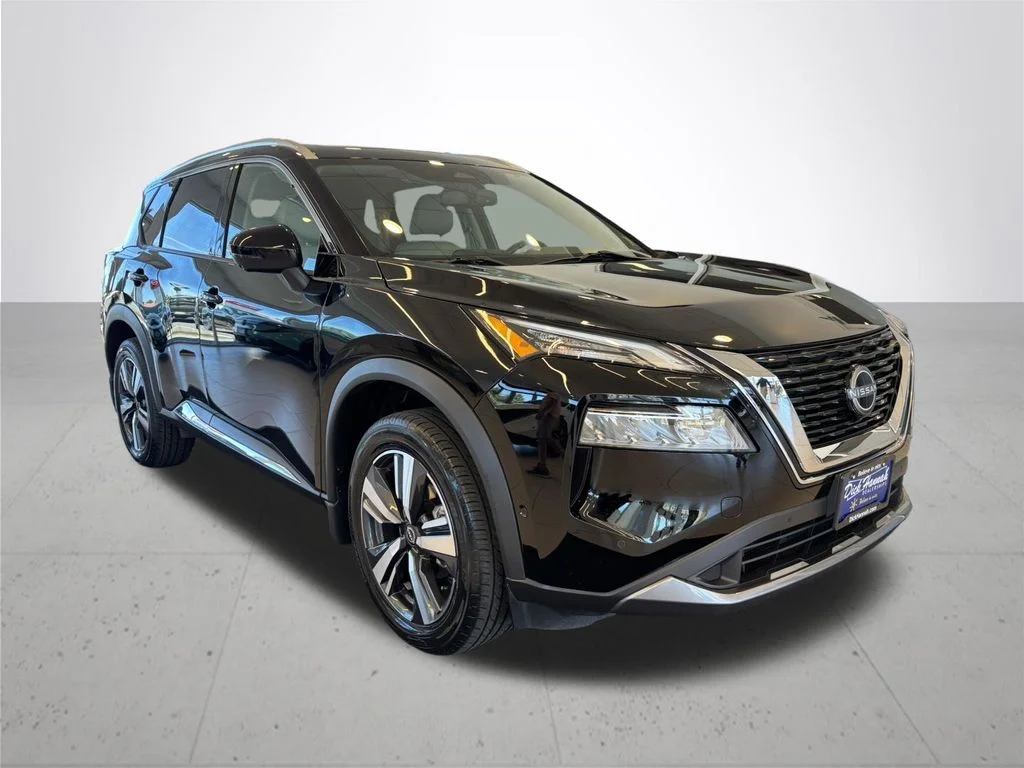 Used 2023 Black Nissan SL image 5
