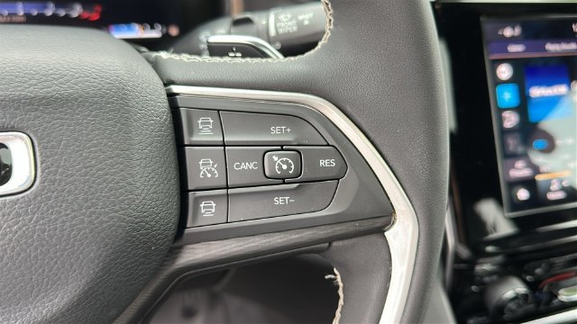 2023 Jeep Grand Cherokee L Altitude - Photo 14