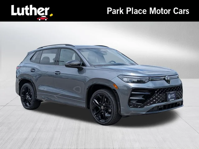 2025 Volkswagen Tiguan SE R-Line Black