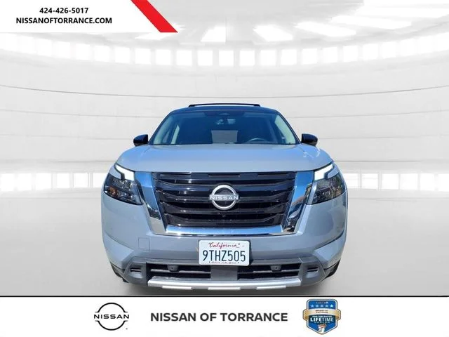 Used 2025 Gray Nissan Platinum image 2
