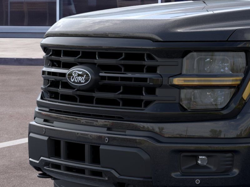 New 2026 Agate Black Metallic Ford XLT image 17