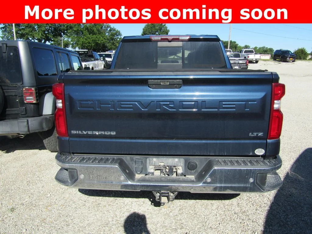 Used 2020 Northsky Blue Metallic Chevrolet LTZ image 4