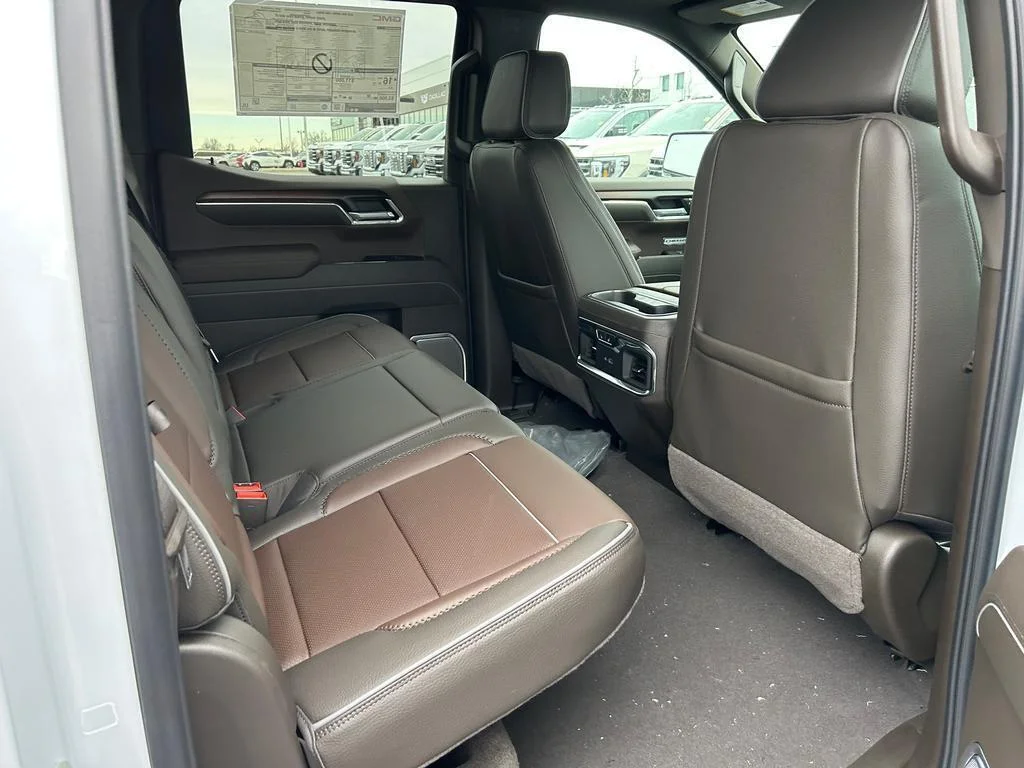 2026 GMC Sierra 1500 Denali - Photo 17