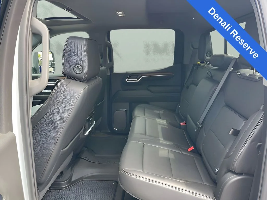 Used 2024 White GMC Denali image 15