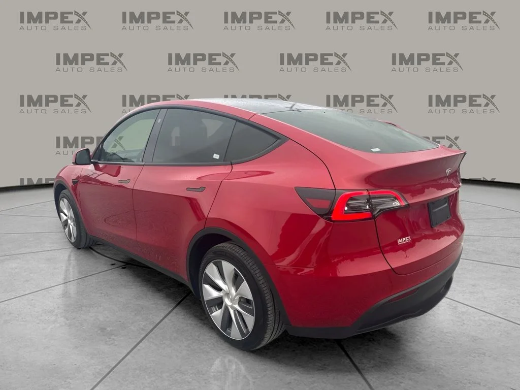 Used 2023 Red Tesla Long Range image 2