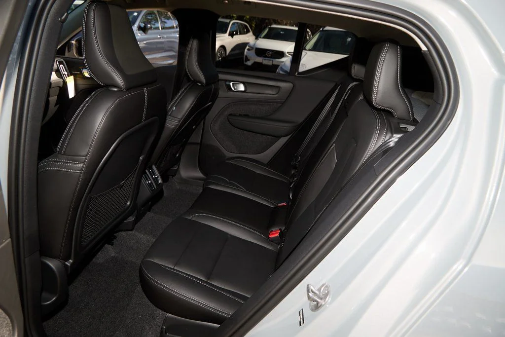 2026 Volvo XC40 Ultra - Photo 20