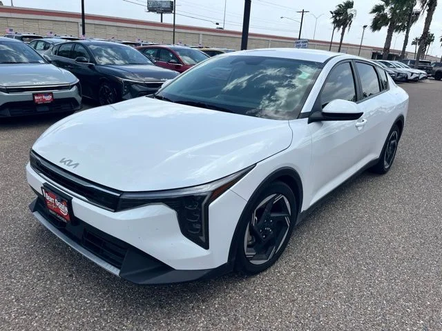 Used 2025 White Kia EX image 5