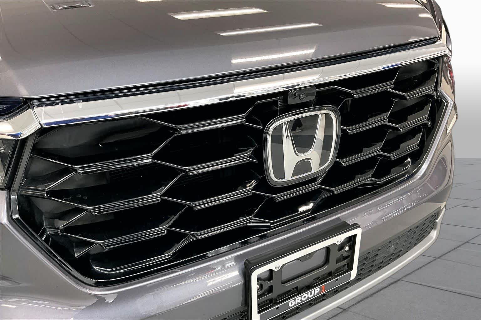 Used 2025 Modern Steel Metallic Honda Elite image 30