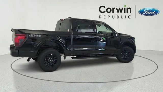 New 2026 Agate Black Metallic Ford XLT image 6