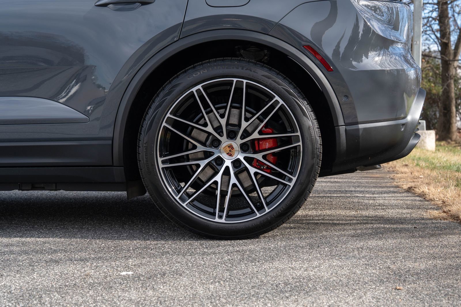 2025 Porsche Macan S - Photo 12