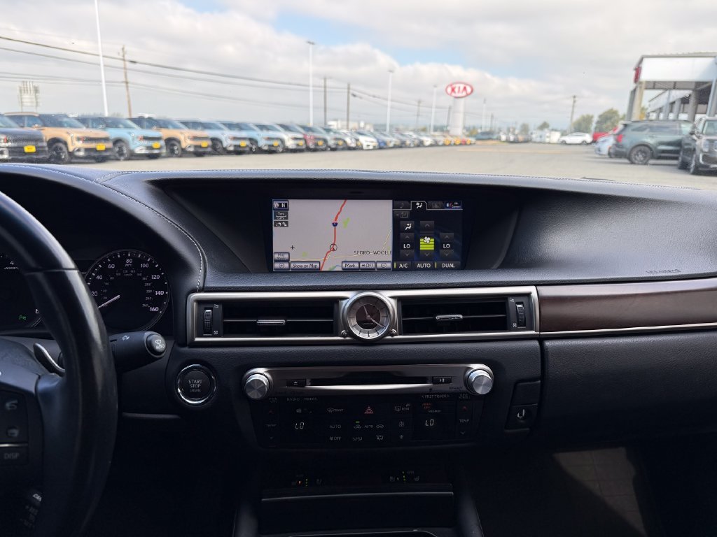 Used 2014 Silver Lexus 350 image 26