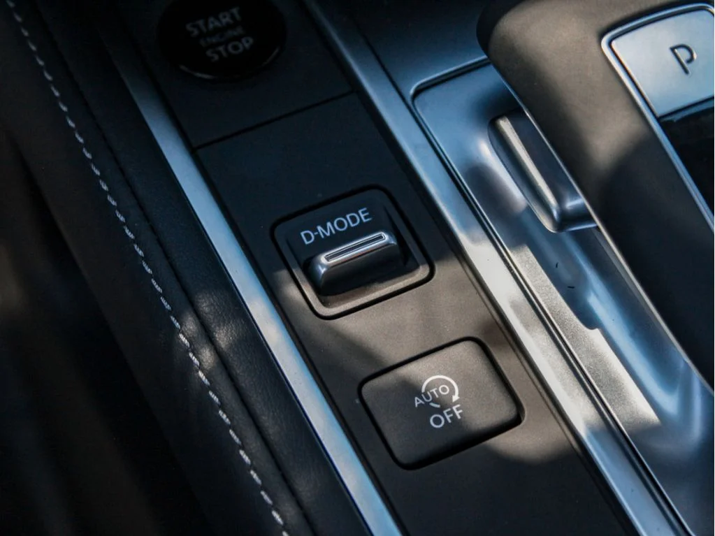 New 2027 BLACK OBSIDIAN INFINITI Luxe AWD image 22