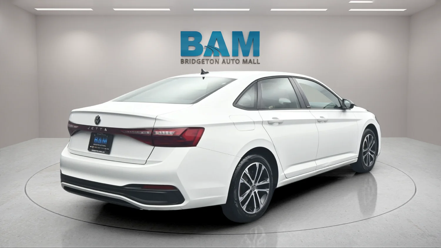 Used 2025 White Volkswagen 1.5T Sport image 6