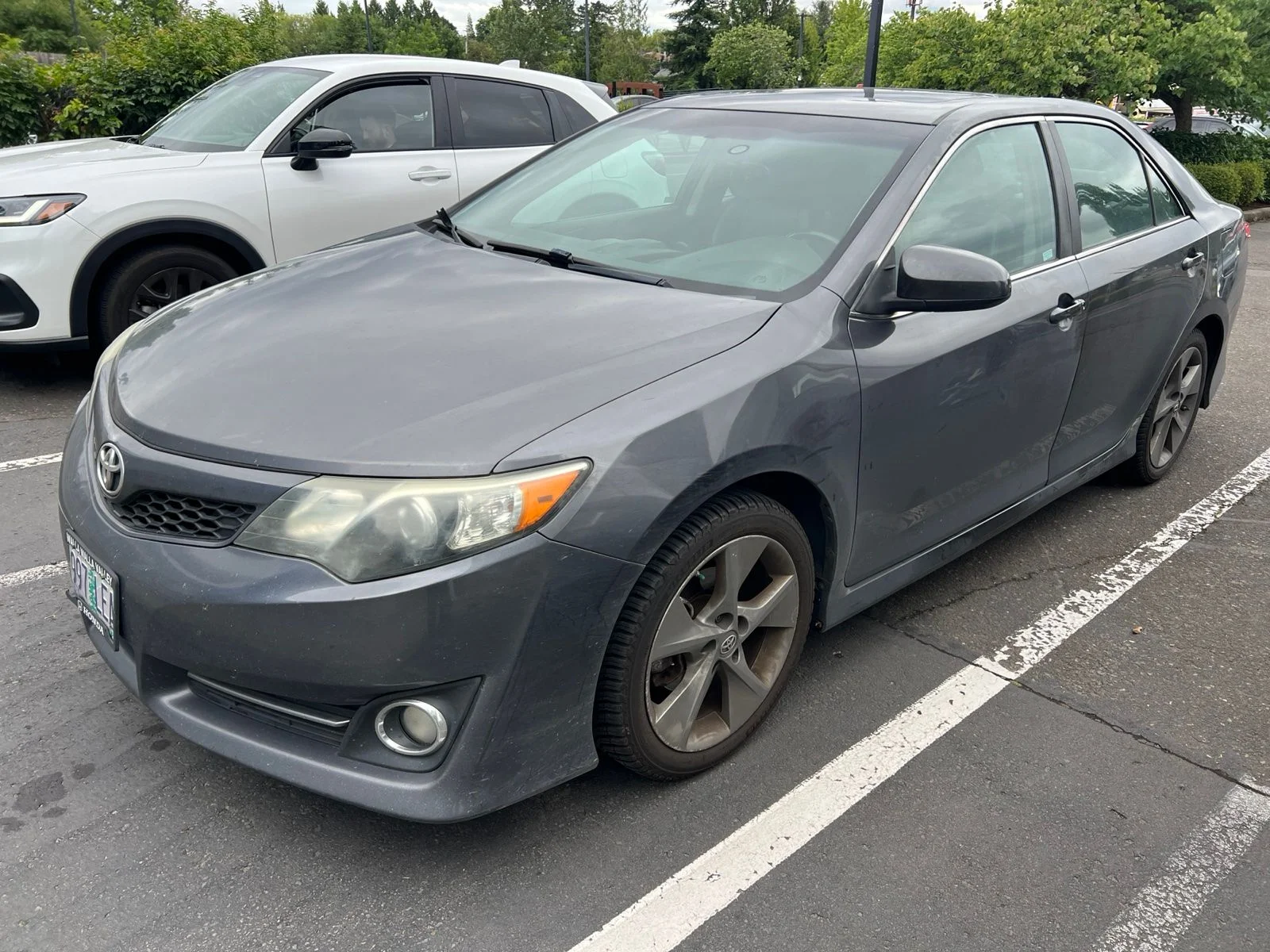 2014 Toyota Camry 2.5 Auto SE's photo