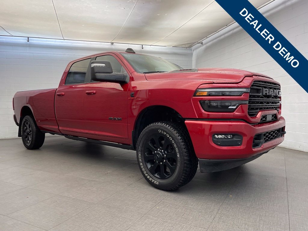 New 2026 Molten Red Pearl-Coat Exterior Paint RAM Laramie SRW image 1