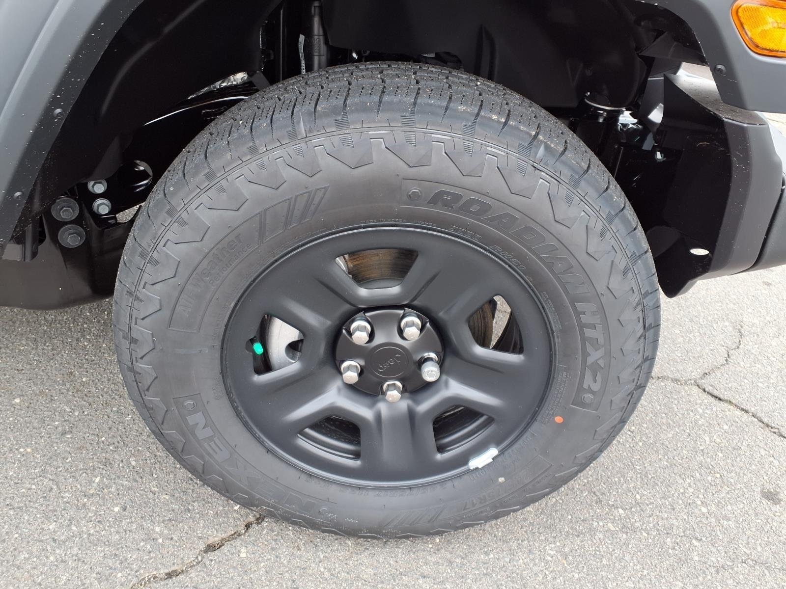 New 2026 Granite Crystal Metallic Clear-Coat Exterior Paint Jeep Sport image 11