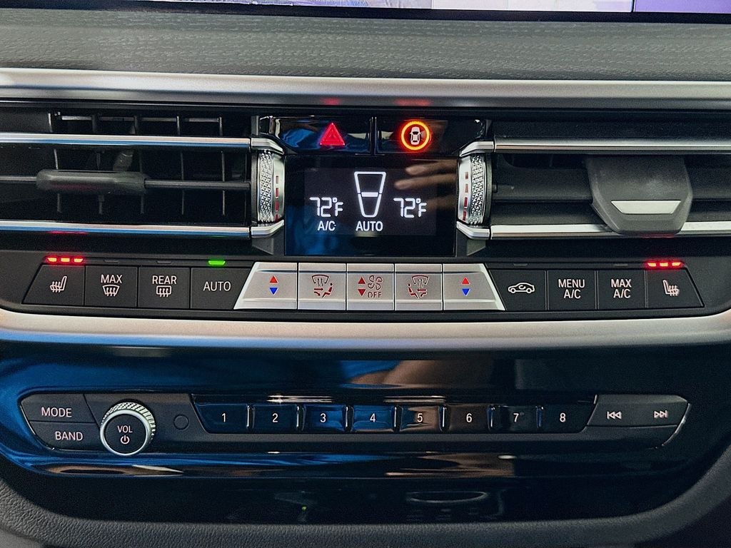 Used 2023 Skyscraper Grey Metallic BMW sDrive30i image 16