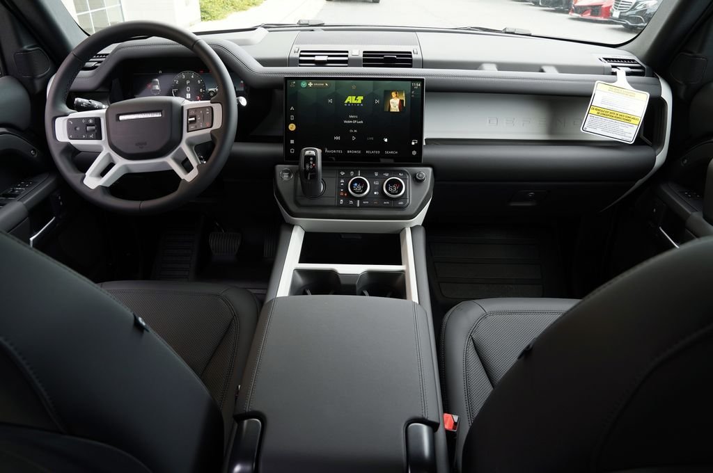 Used 2026 Gray Land Rover X-Dynamic SE image 8