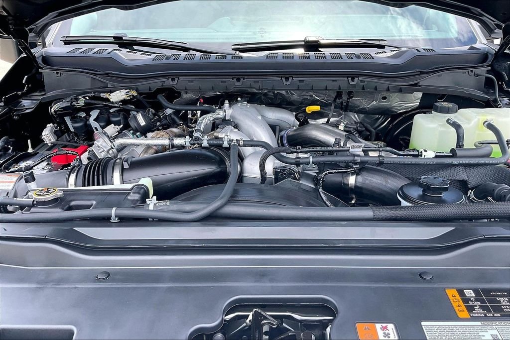 New 2026 Ford Super Duty F-250 Lariat 4D Crew Cab