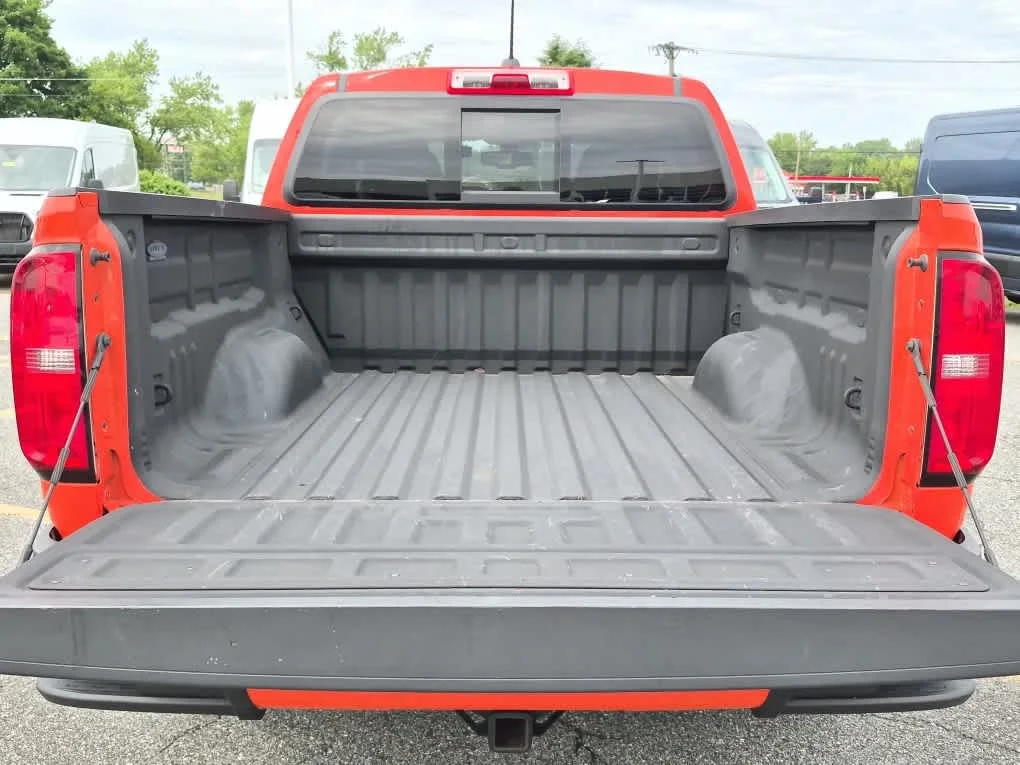 Used 2020 Crush Chevrolet 4WD Z71 image 20