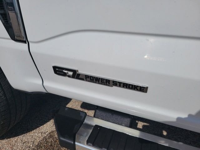 Used 2025 Oxford White Ford XLT image 8