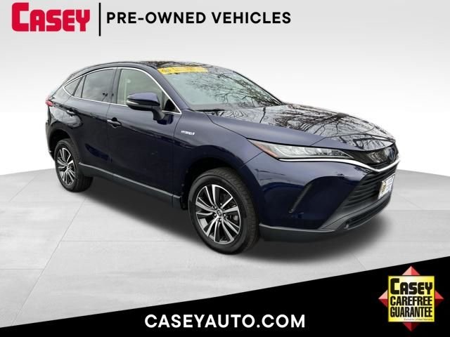 Used 2021  Toyota LE image 1